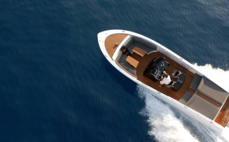 Why the Frauscher 1017 Lido is our boat of choice